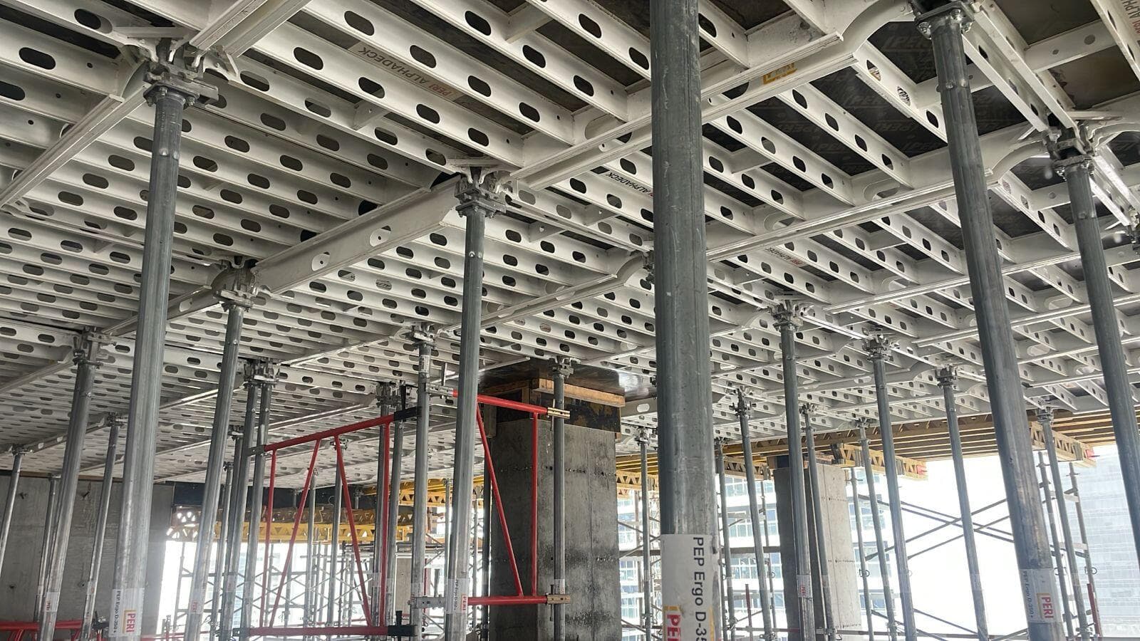 The Crestmark - Construction