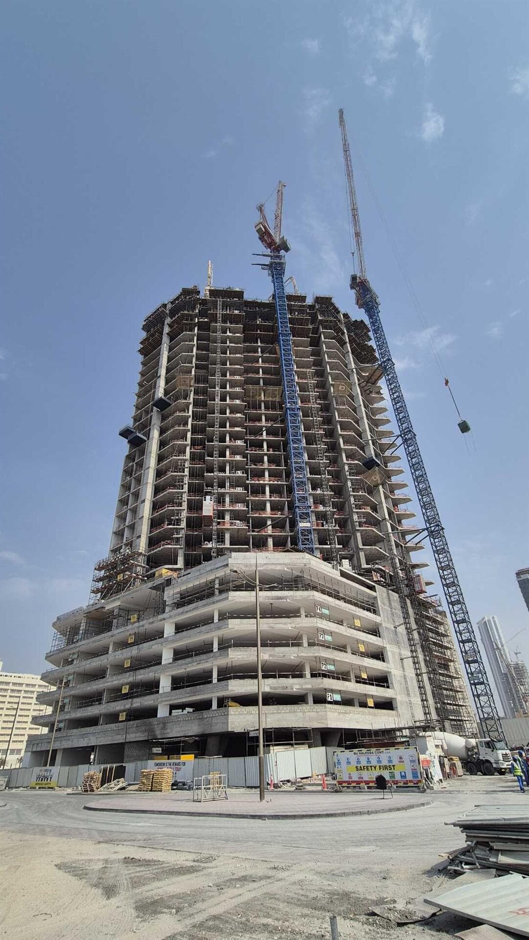 Nautica Towers - Construction