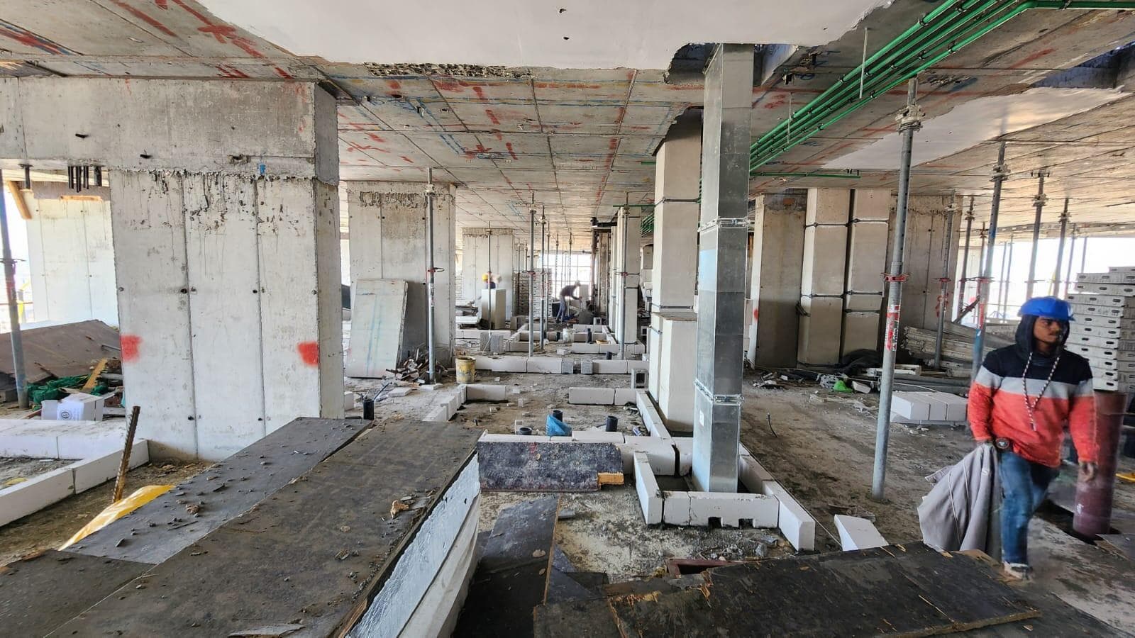 11 Hills Park - Construction