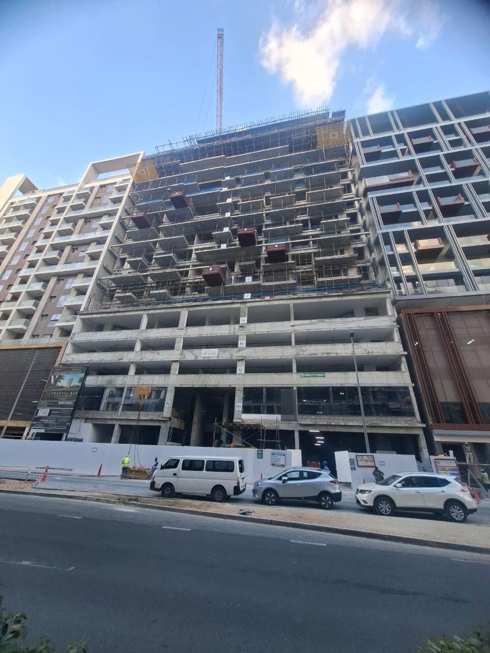Vue By Crystal Bay - Construction