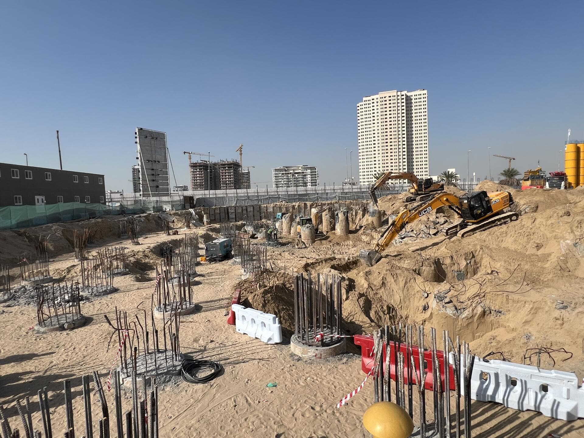 Laguna Residence - Construction