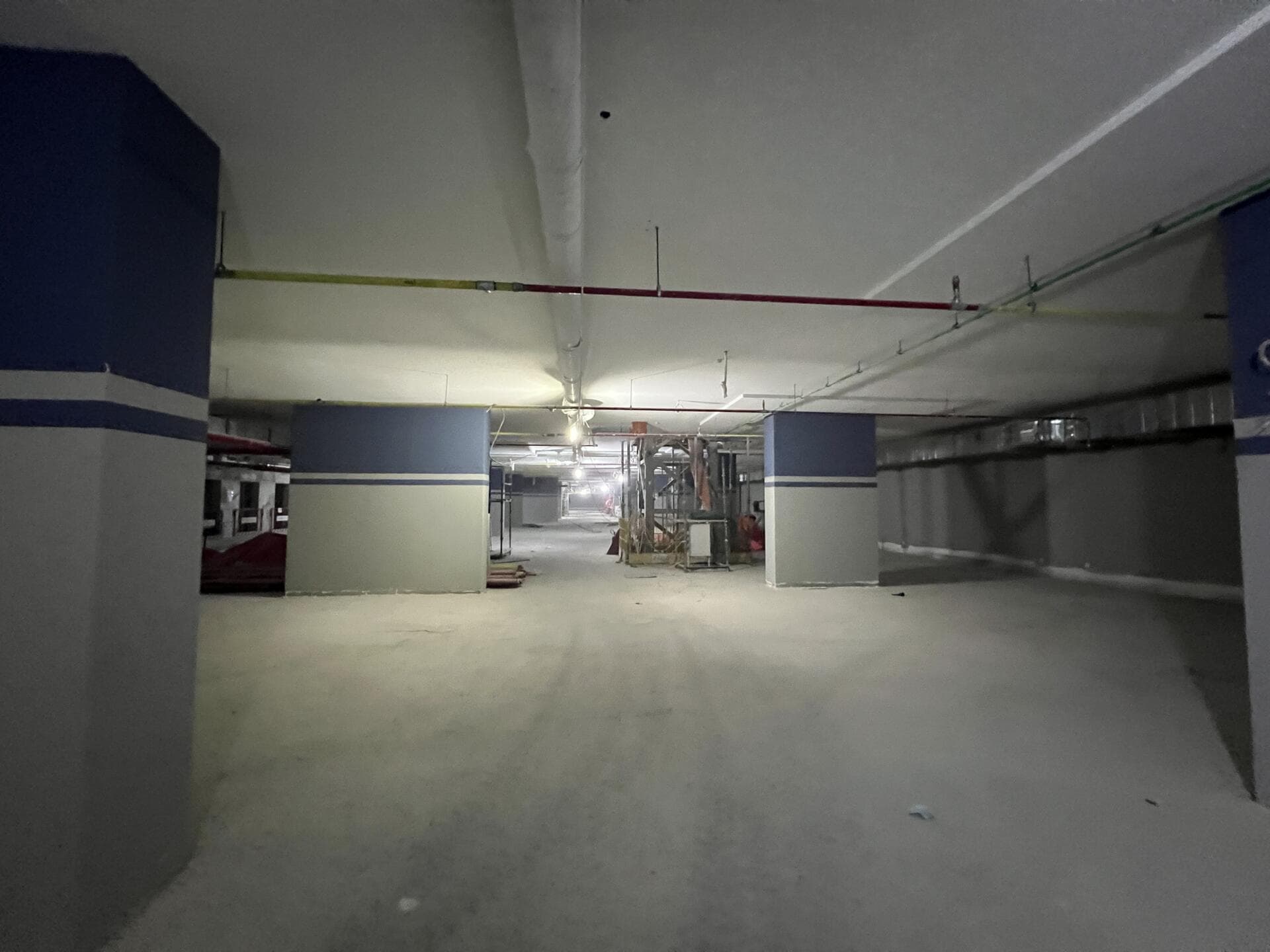 Azizi Riviera 53 - Construction