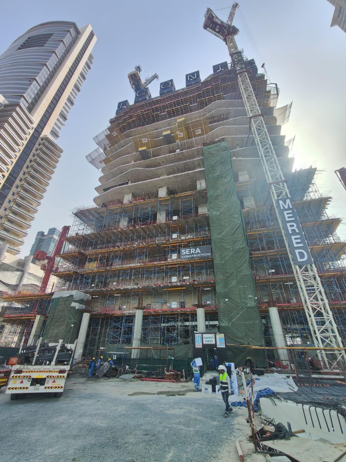 Iconic Tower - Construction