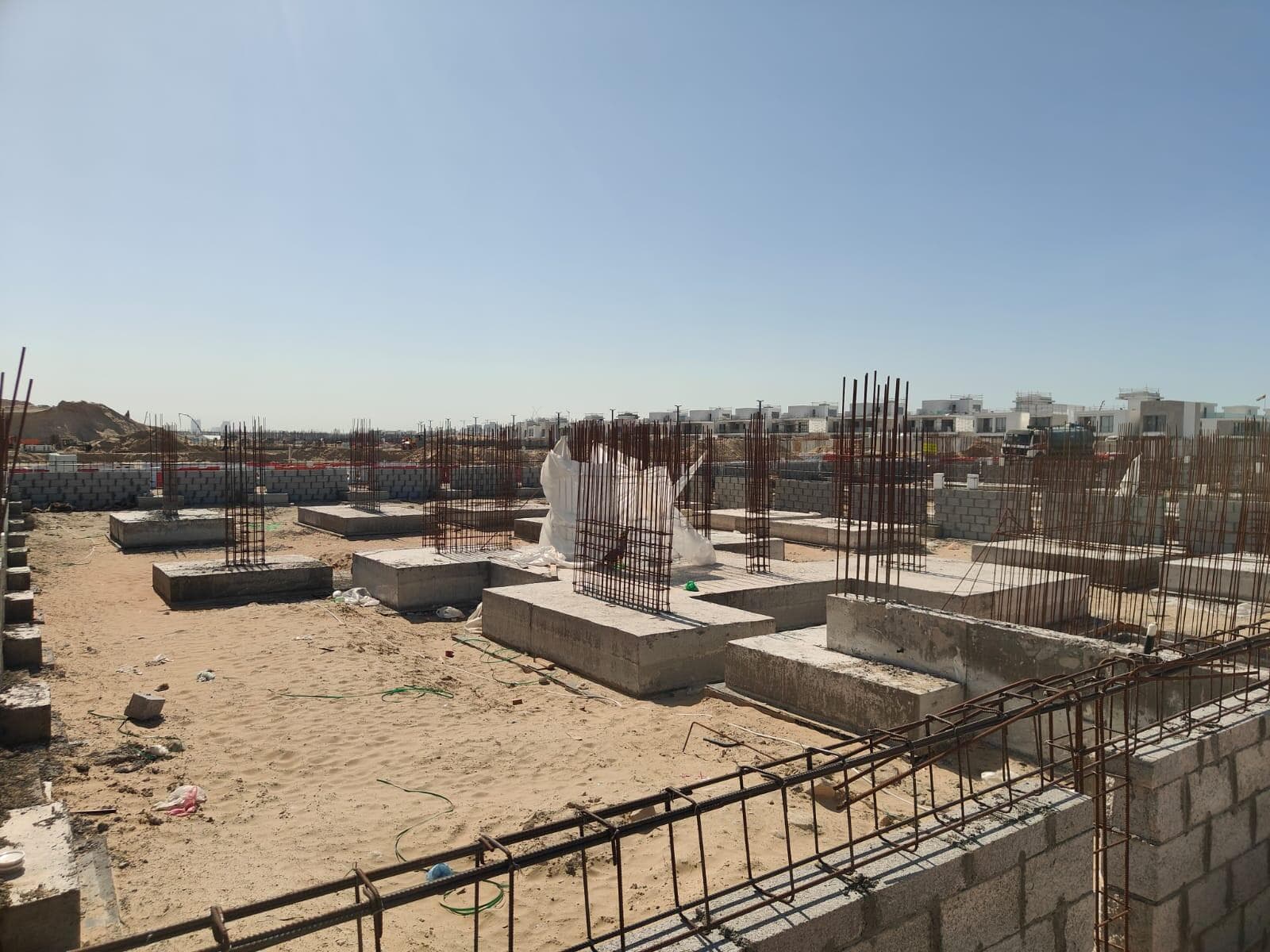 District One West Phase 2 - Строительство