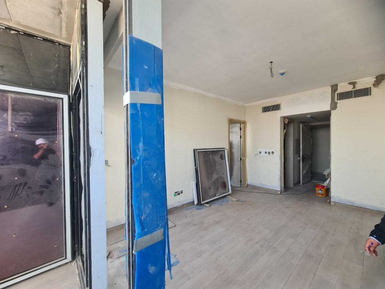 Tria - Construction