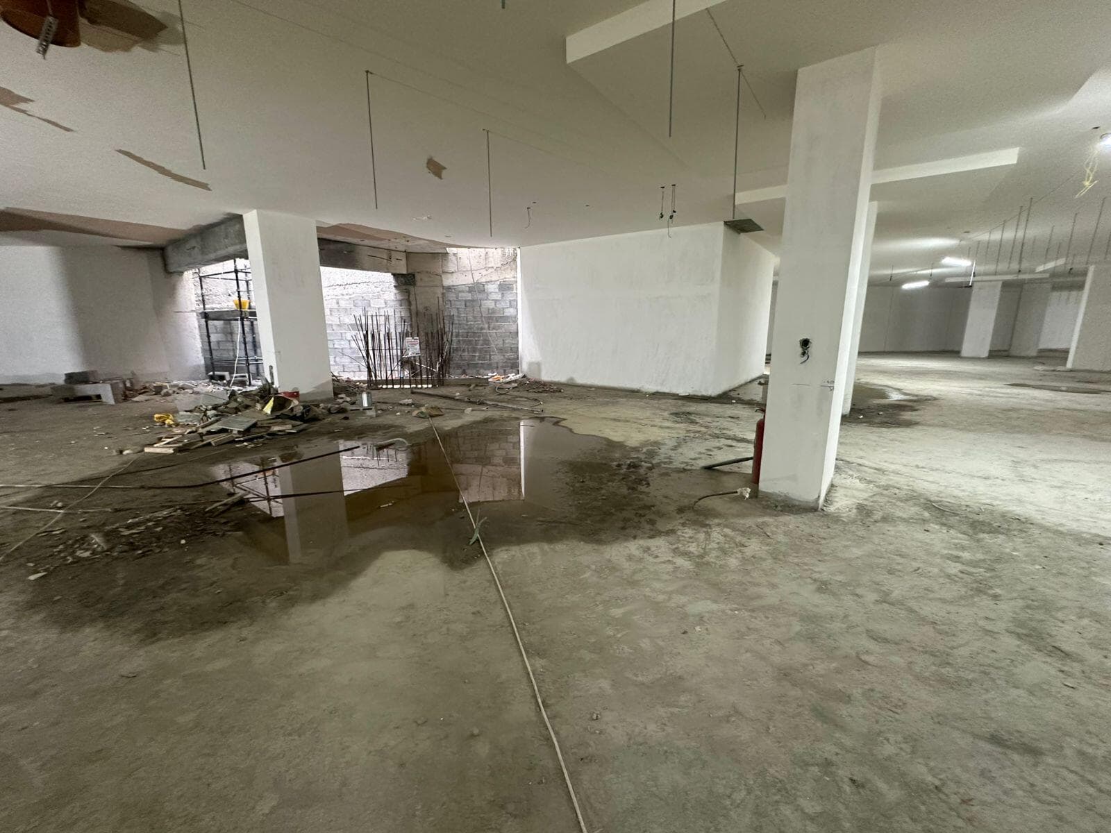 Tomorrow Commercial Tower - Construction