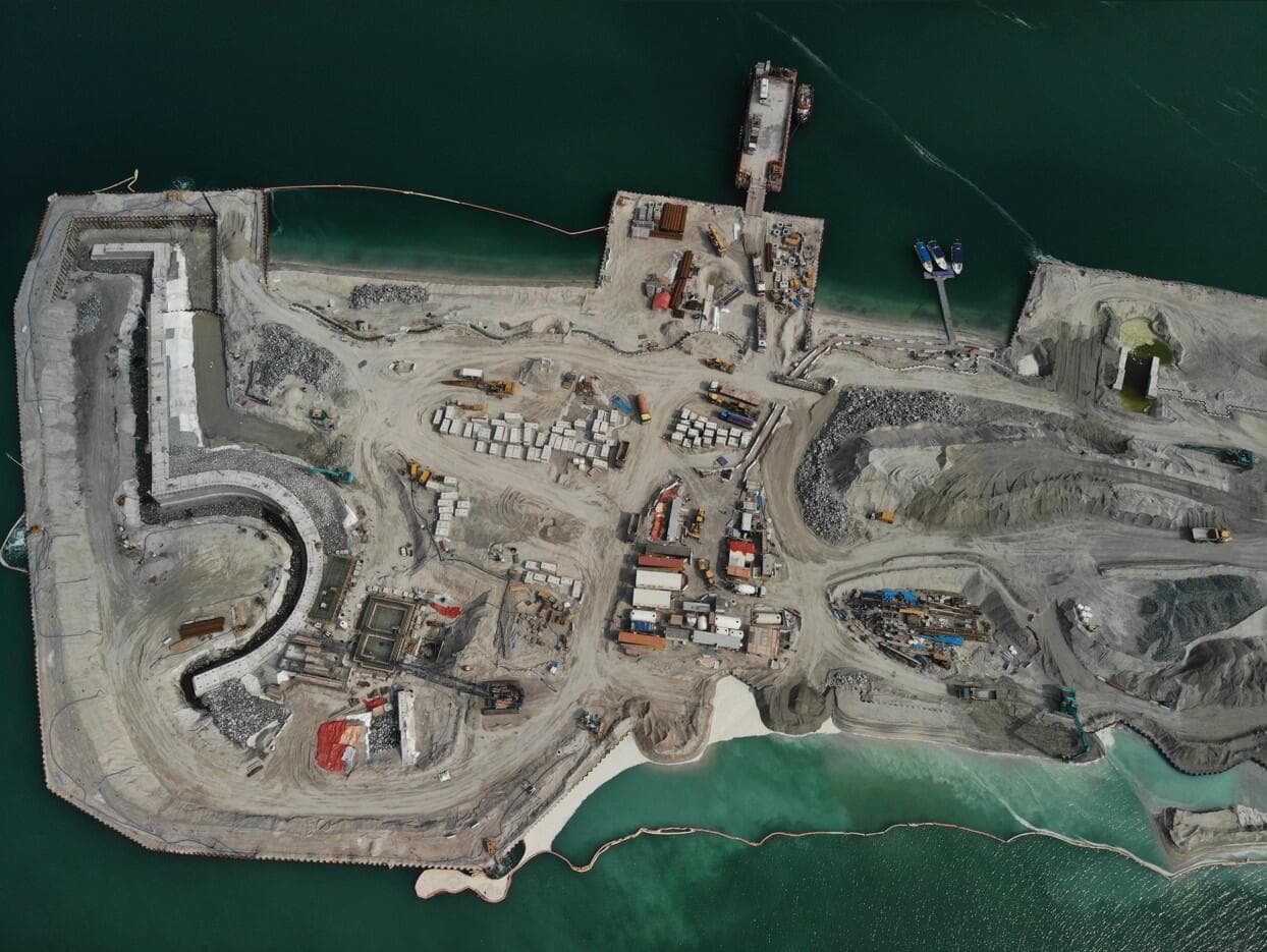 Amali Island - Construction