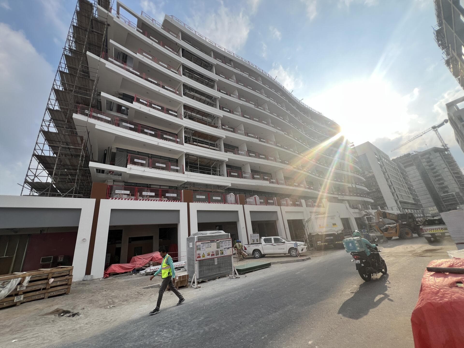 Riviera 66 - Construction