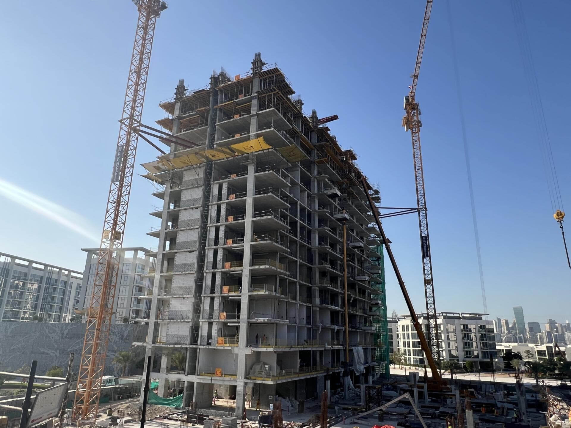 Naya - Construction