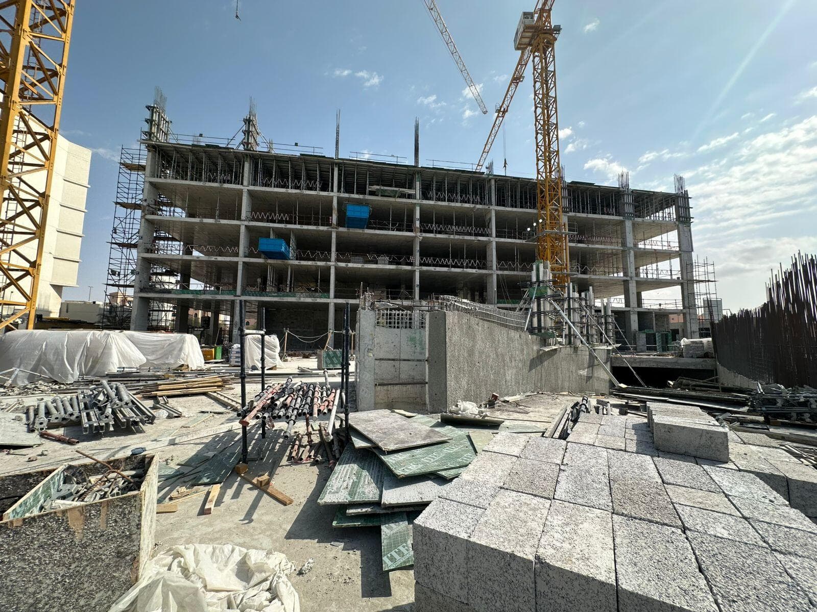 Tomorrow Commercial Tower - Construction