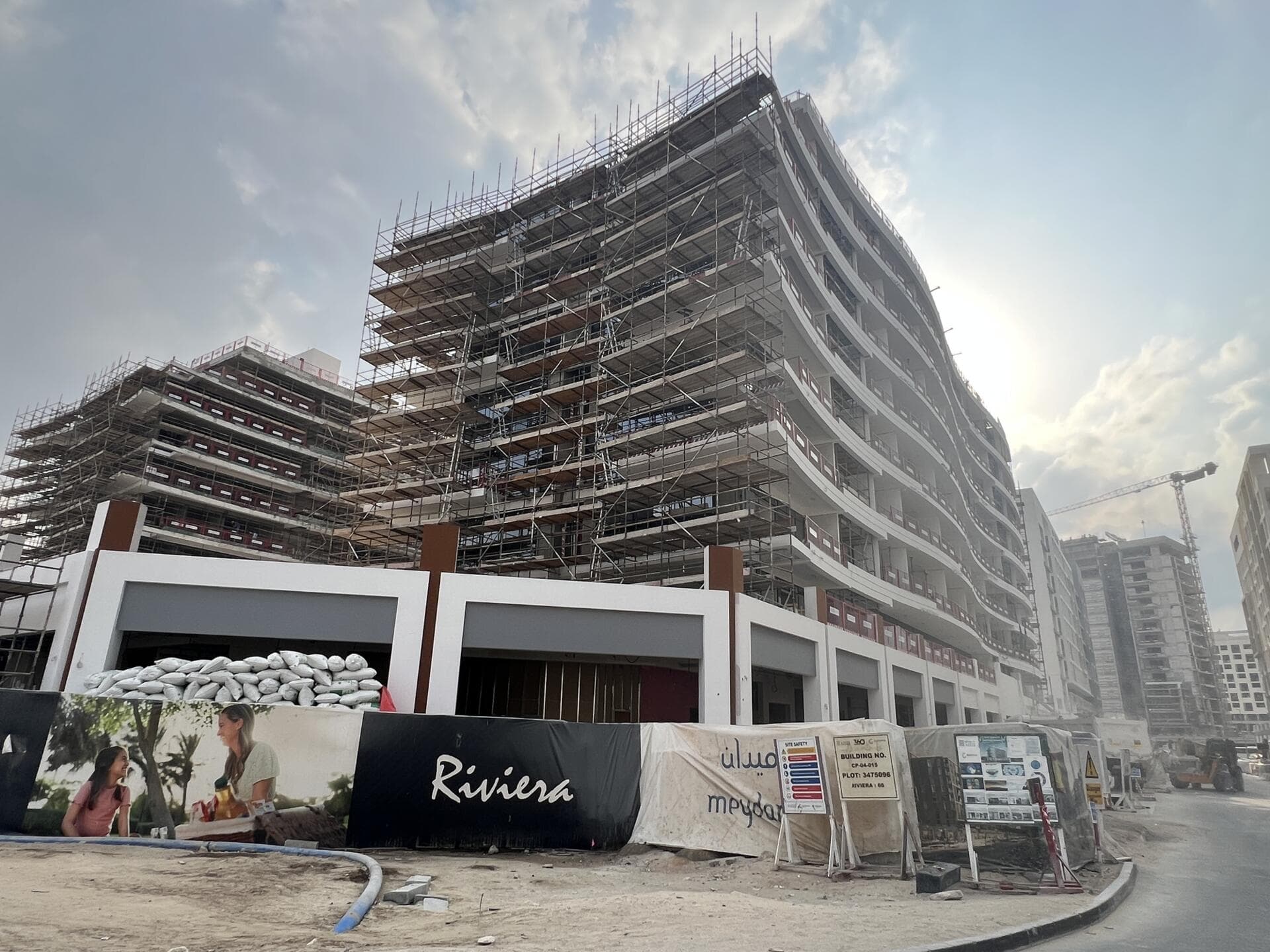 Riviera 66 - Construction