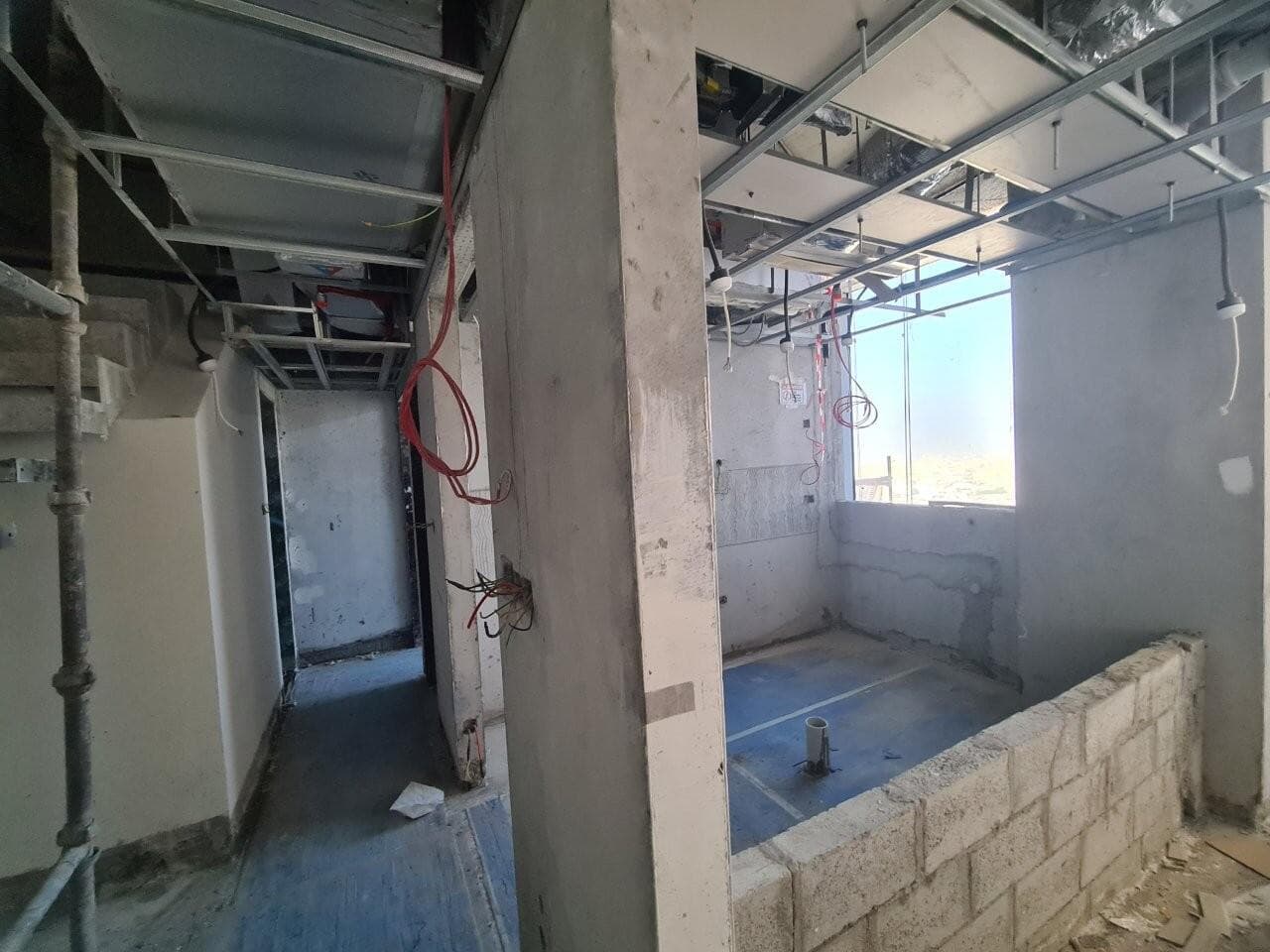 Tria - Construction