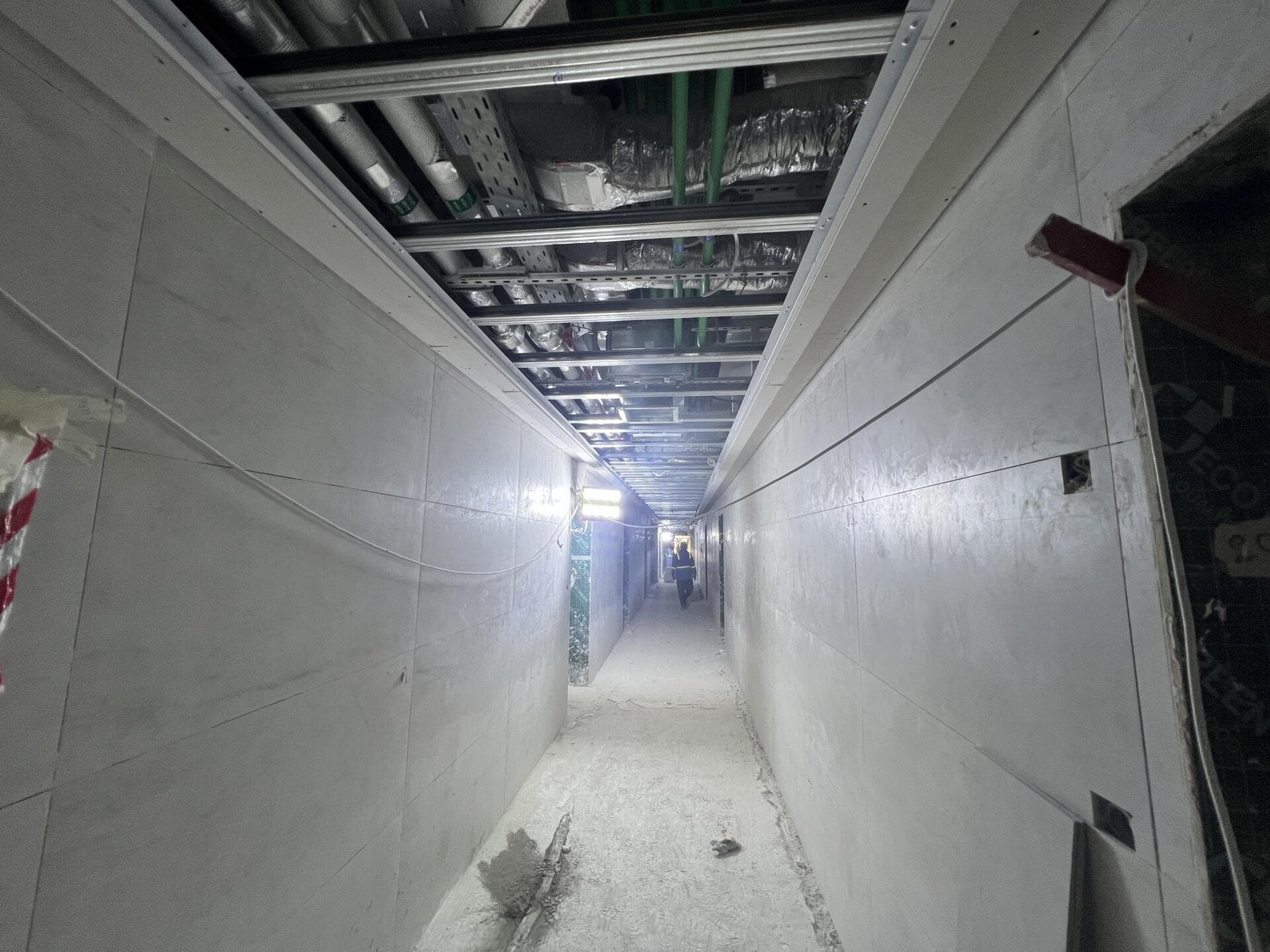 Riviera 62 - Construction