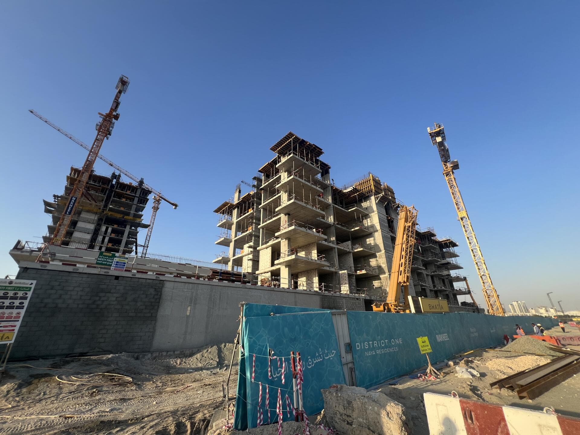 Naya - Construction