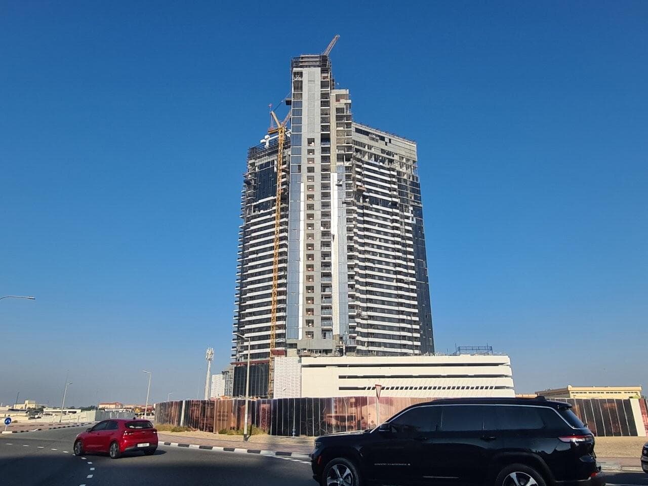 Tria - Construction
