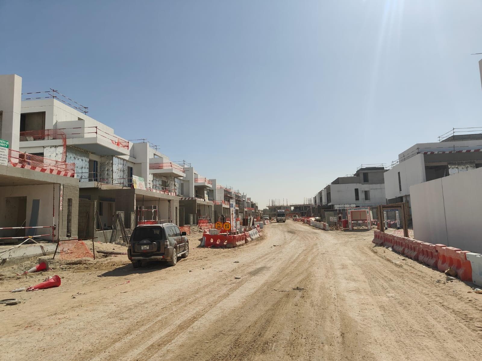 District One West Phase 2 - Строительство