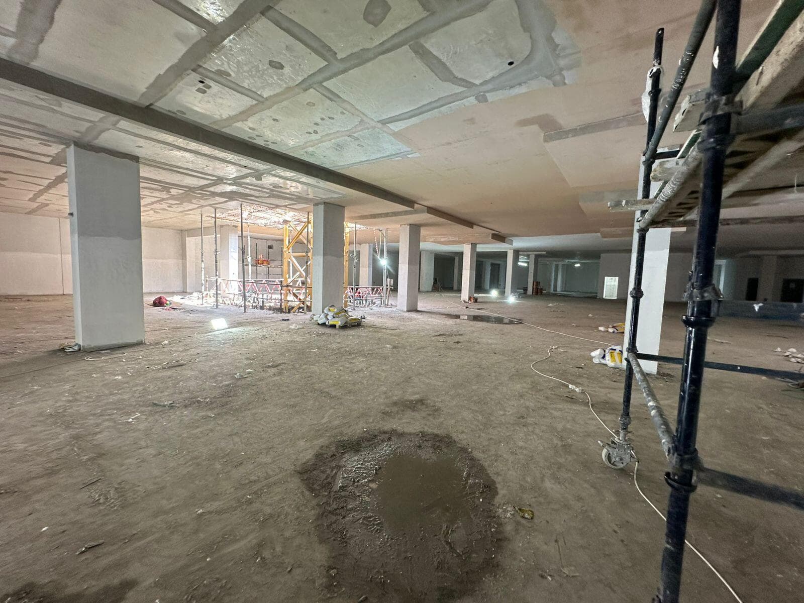 Tomorrow Commercial Tower - Construction