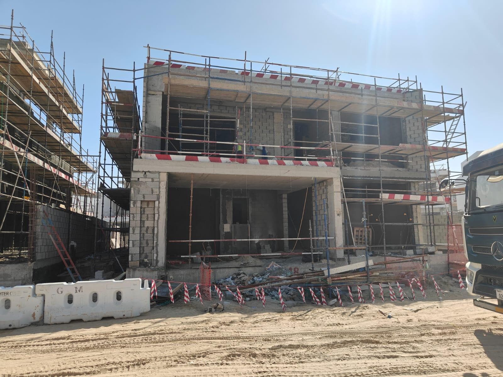 District One West Phase 2 - Строительство