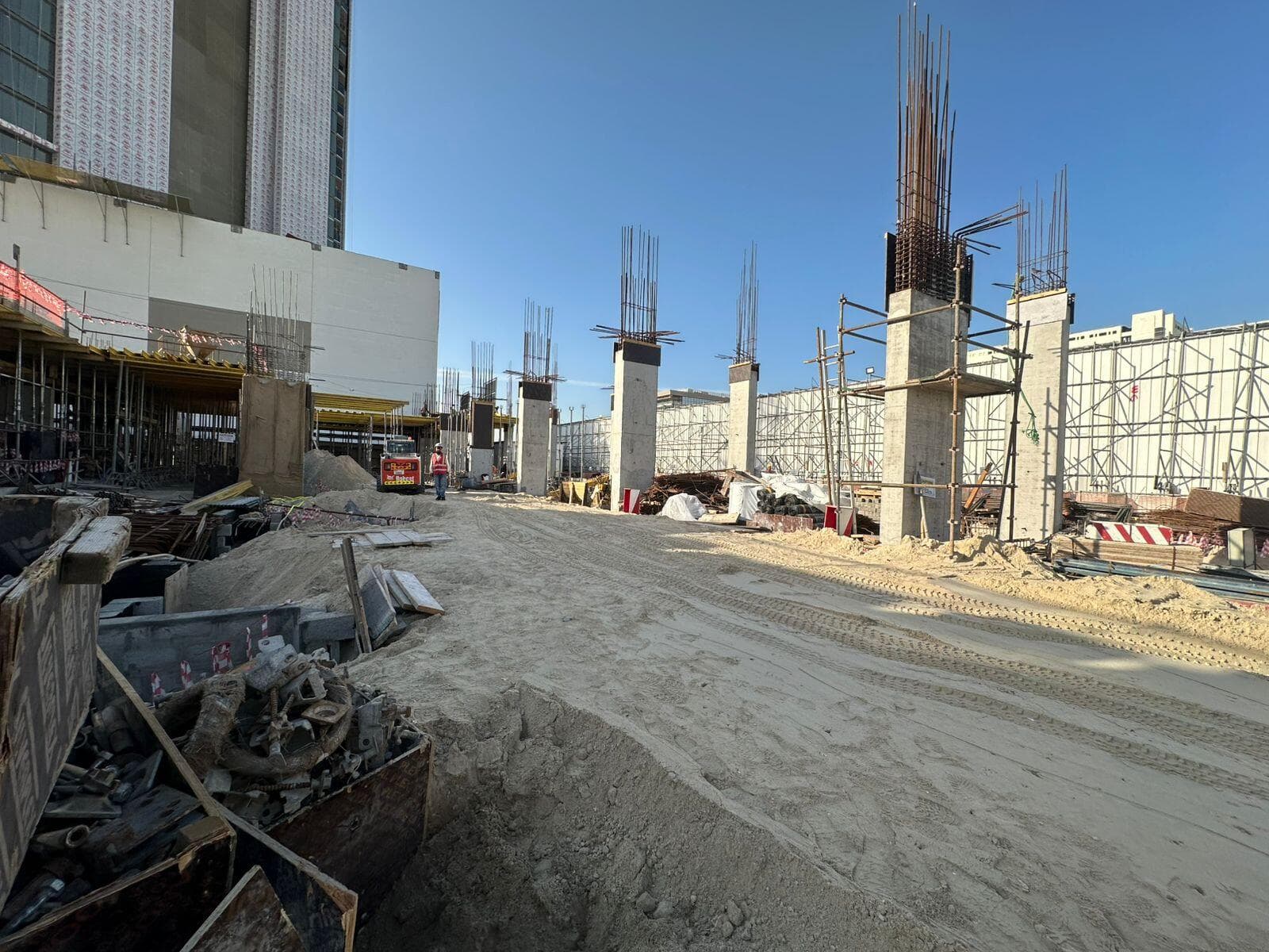 Saria - Construction