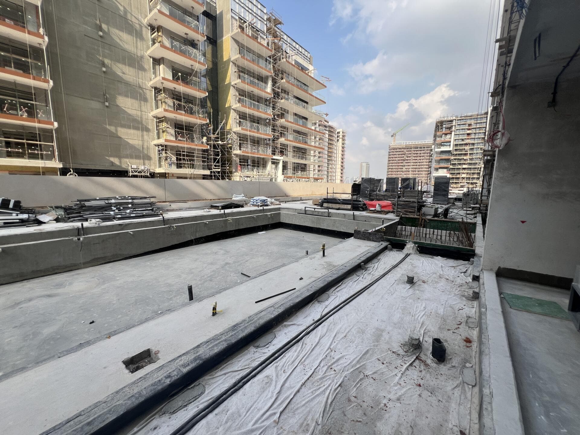 Riviera 60 - Construction