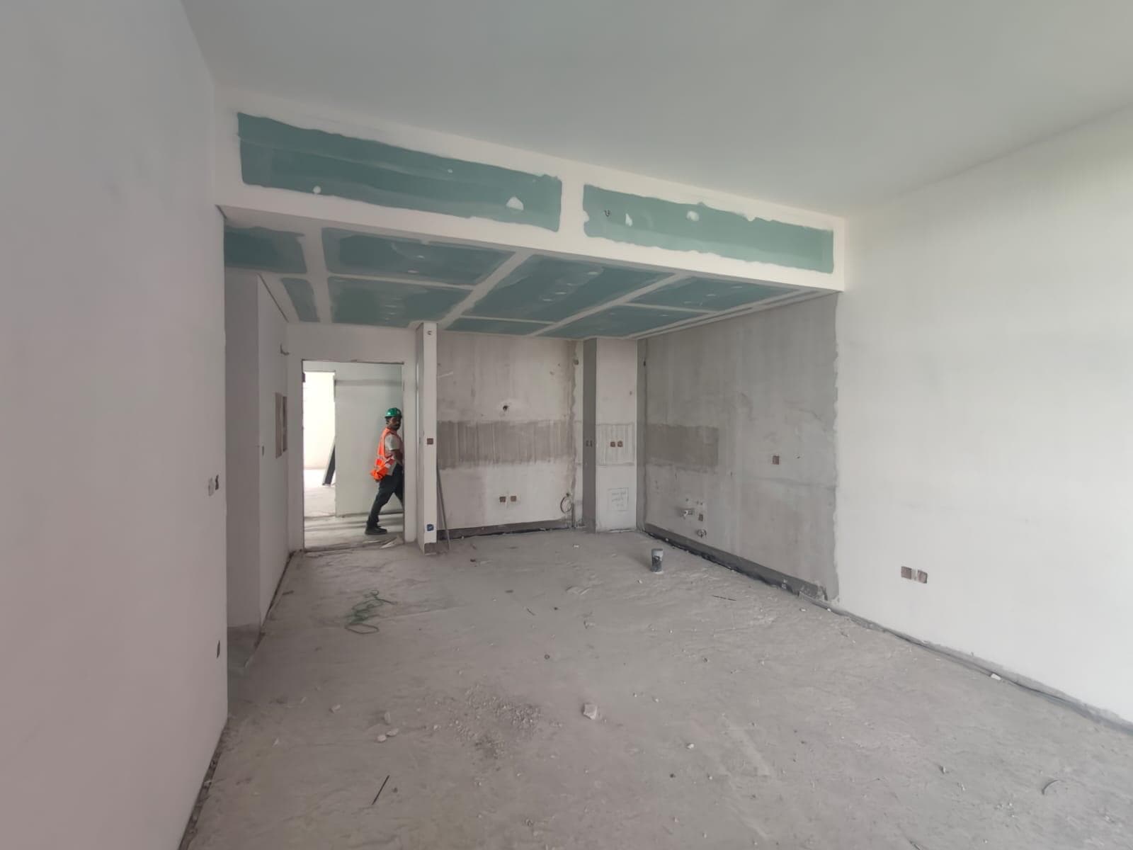 Club Place - Construction