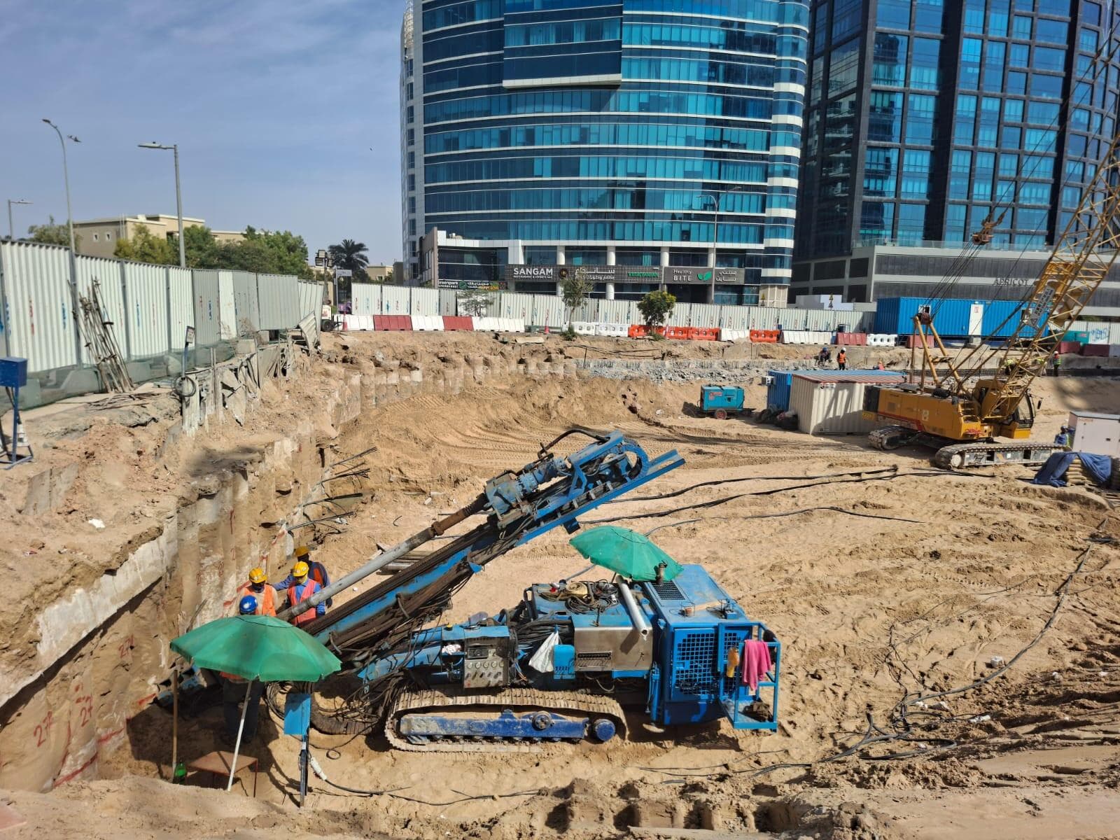 The Hillgate - Construction