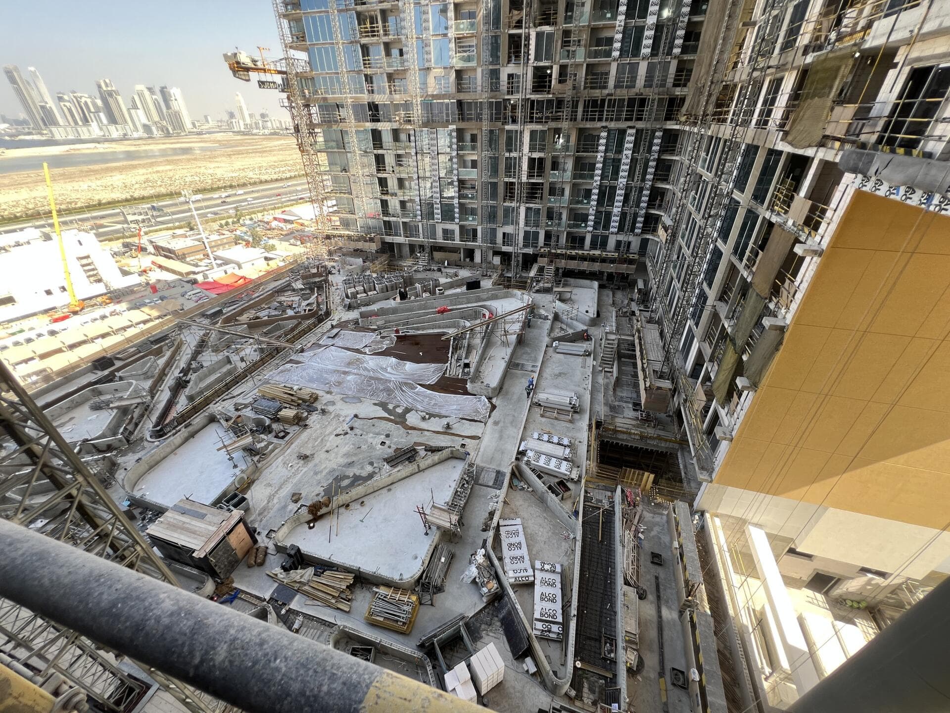 Sobha One - Construction