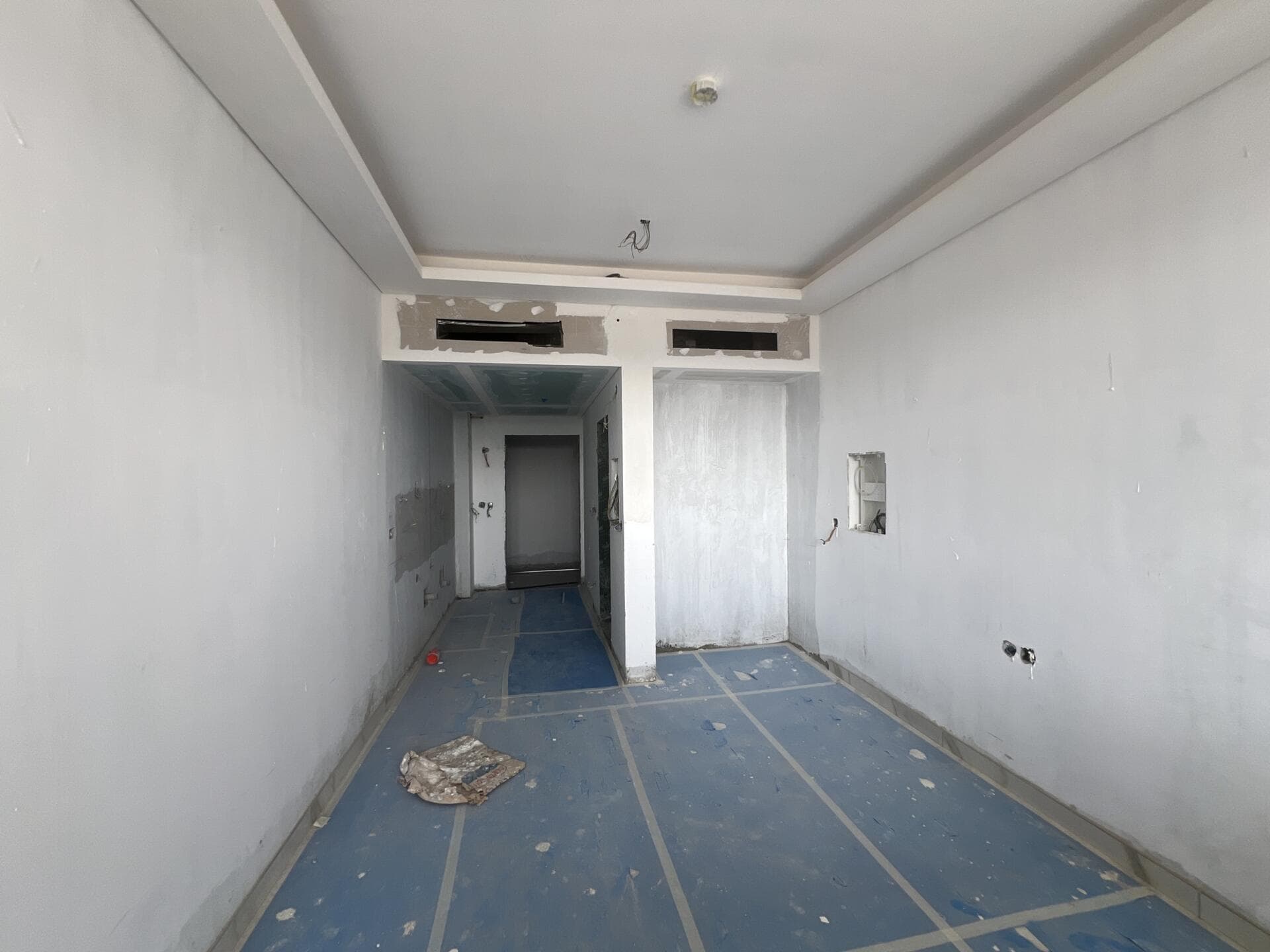 Samana Skyros - Construction