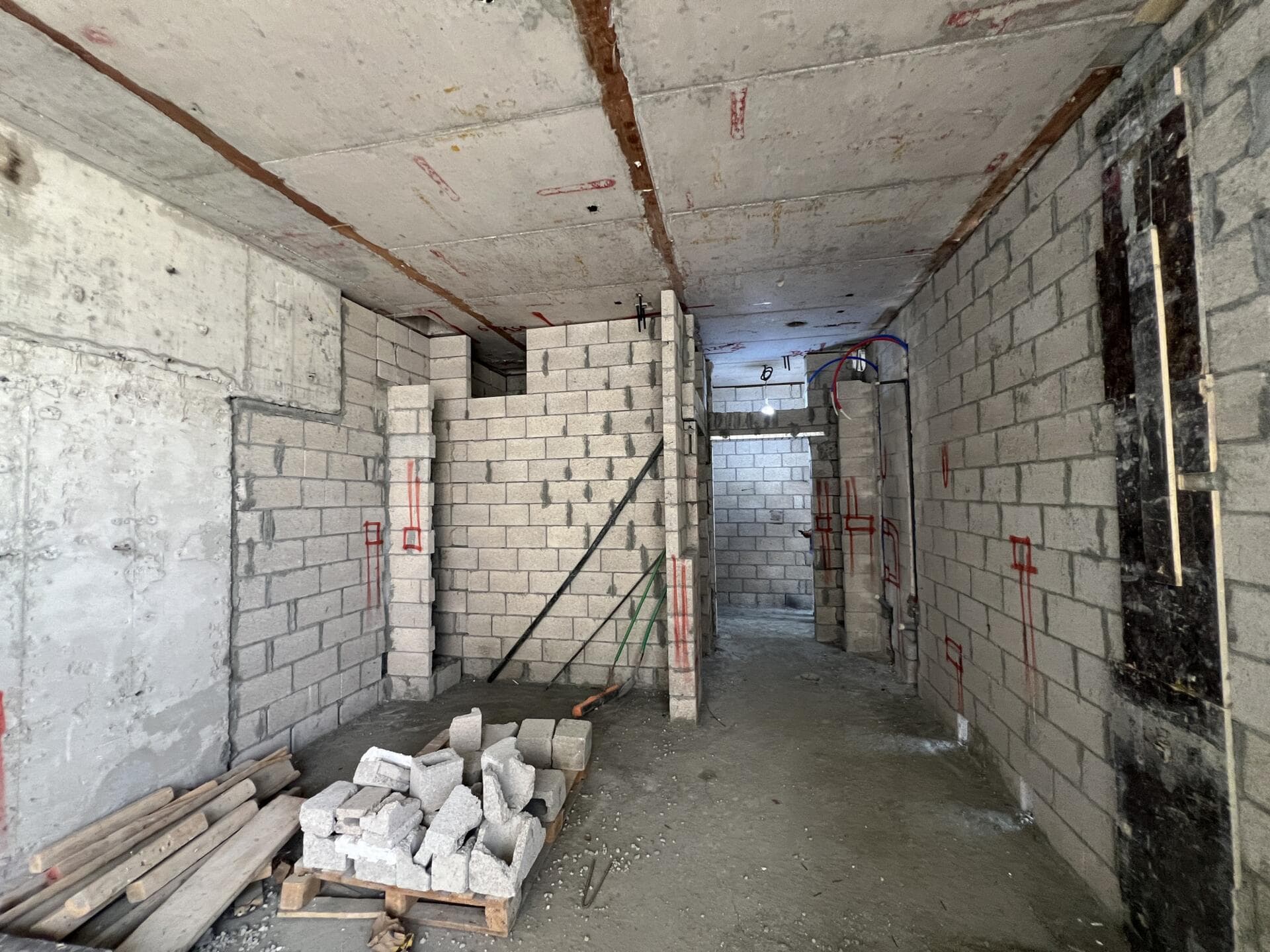 Waves 2 - Construction