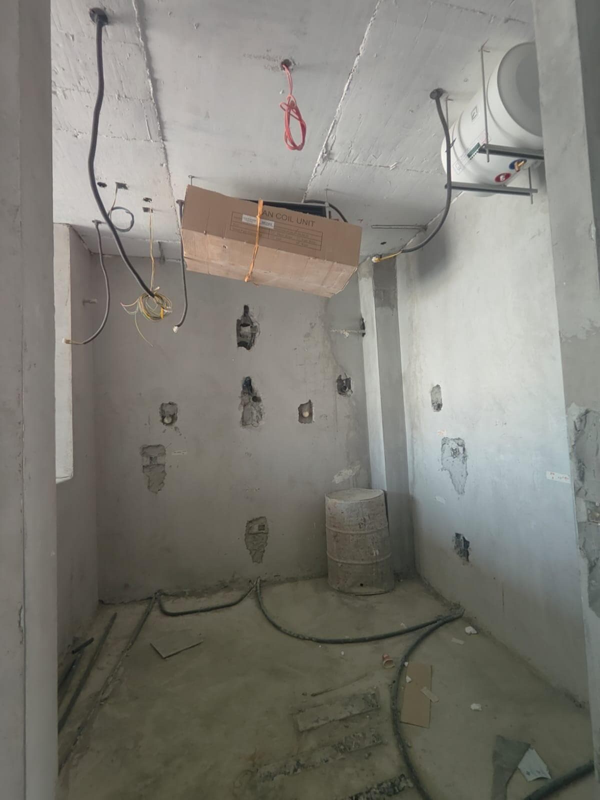South Living - Construction