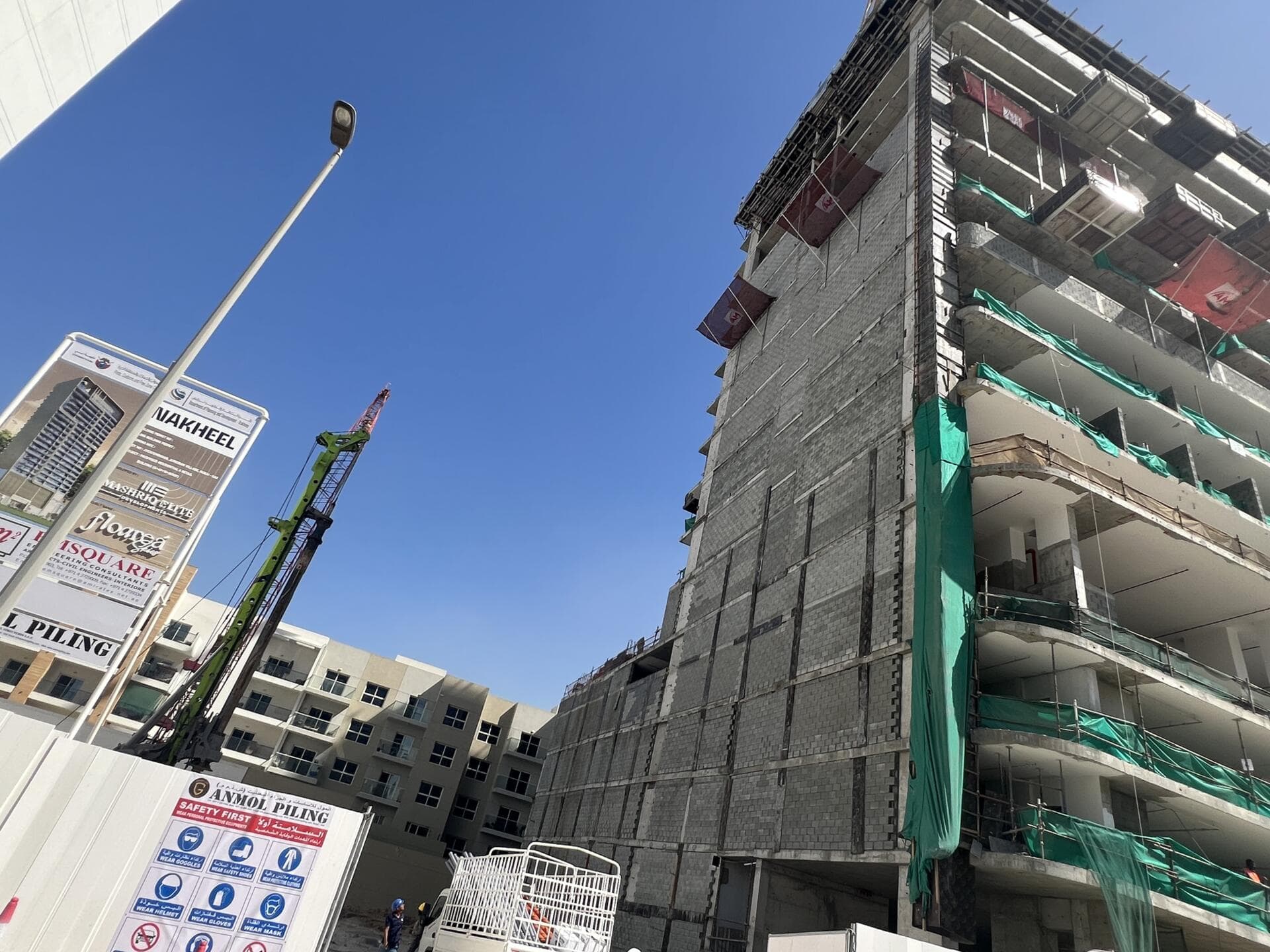 SquareX Residence - Construction