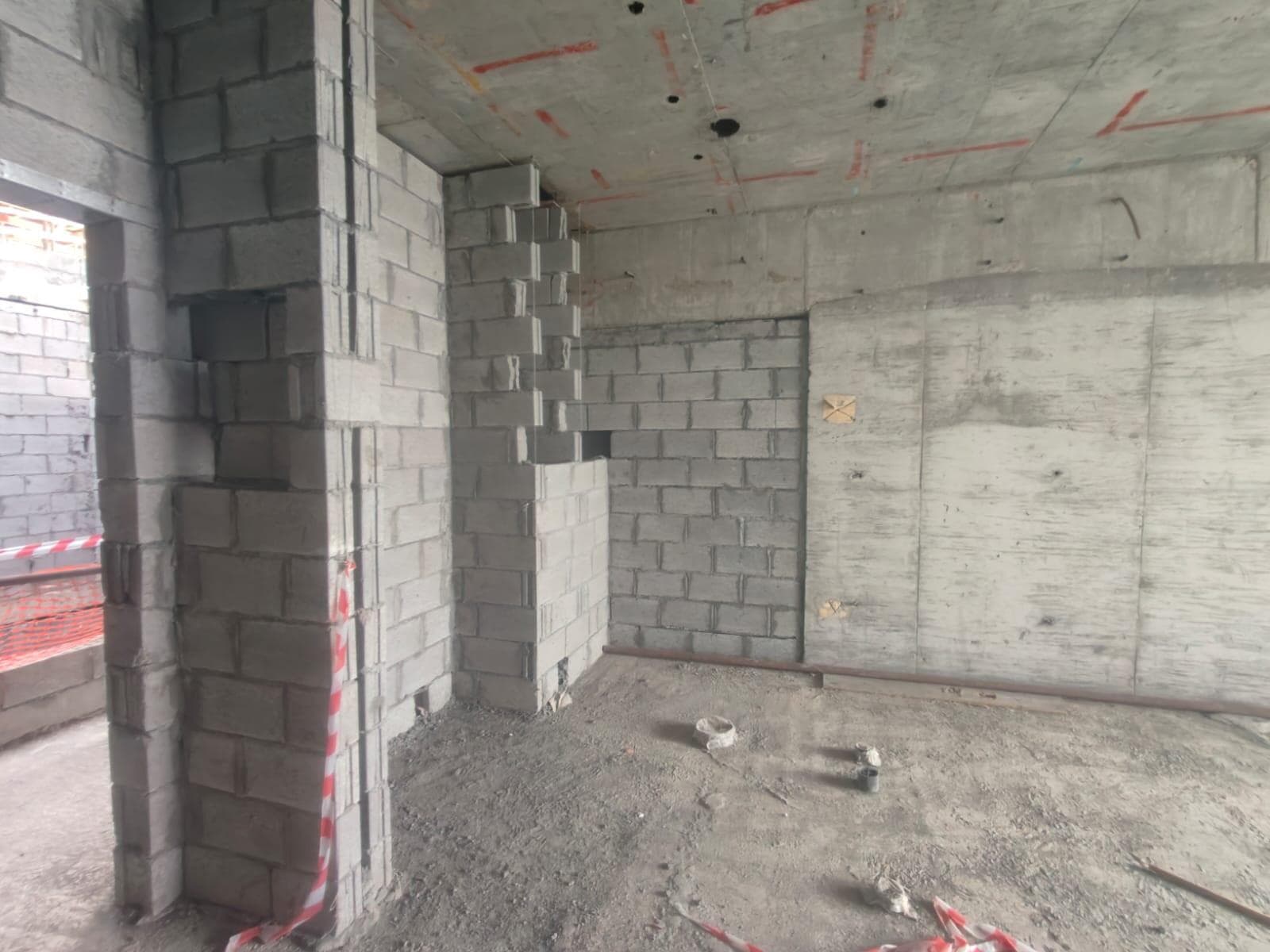 The Corner - Construction