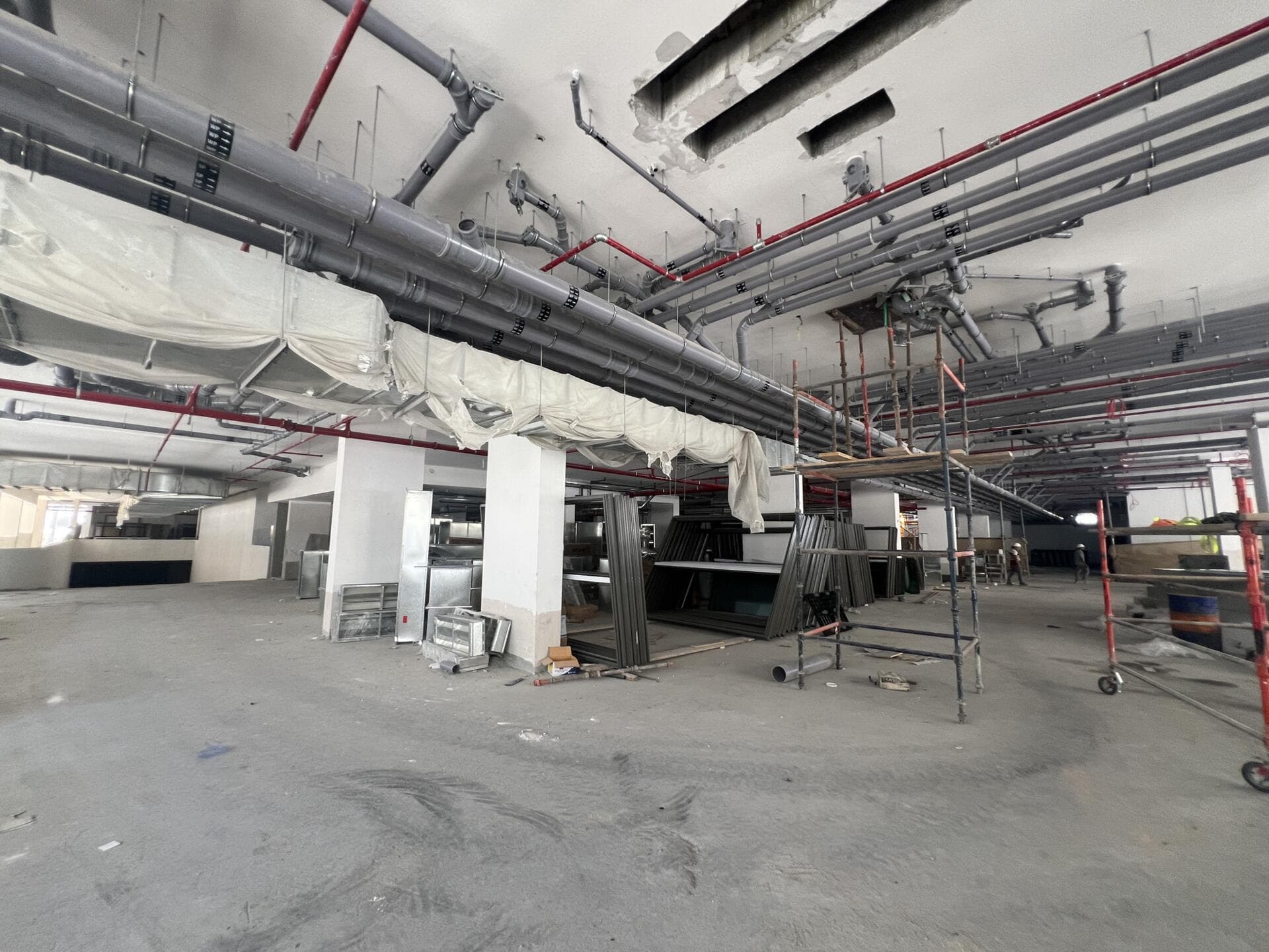 One Beverly - Construction