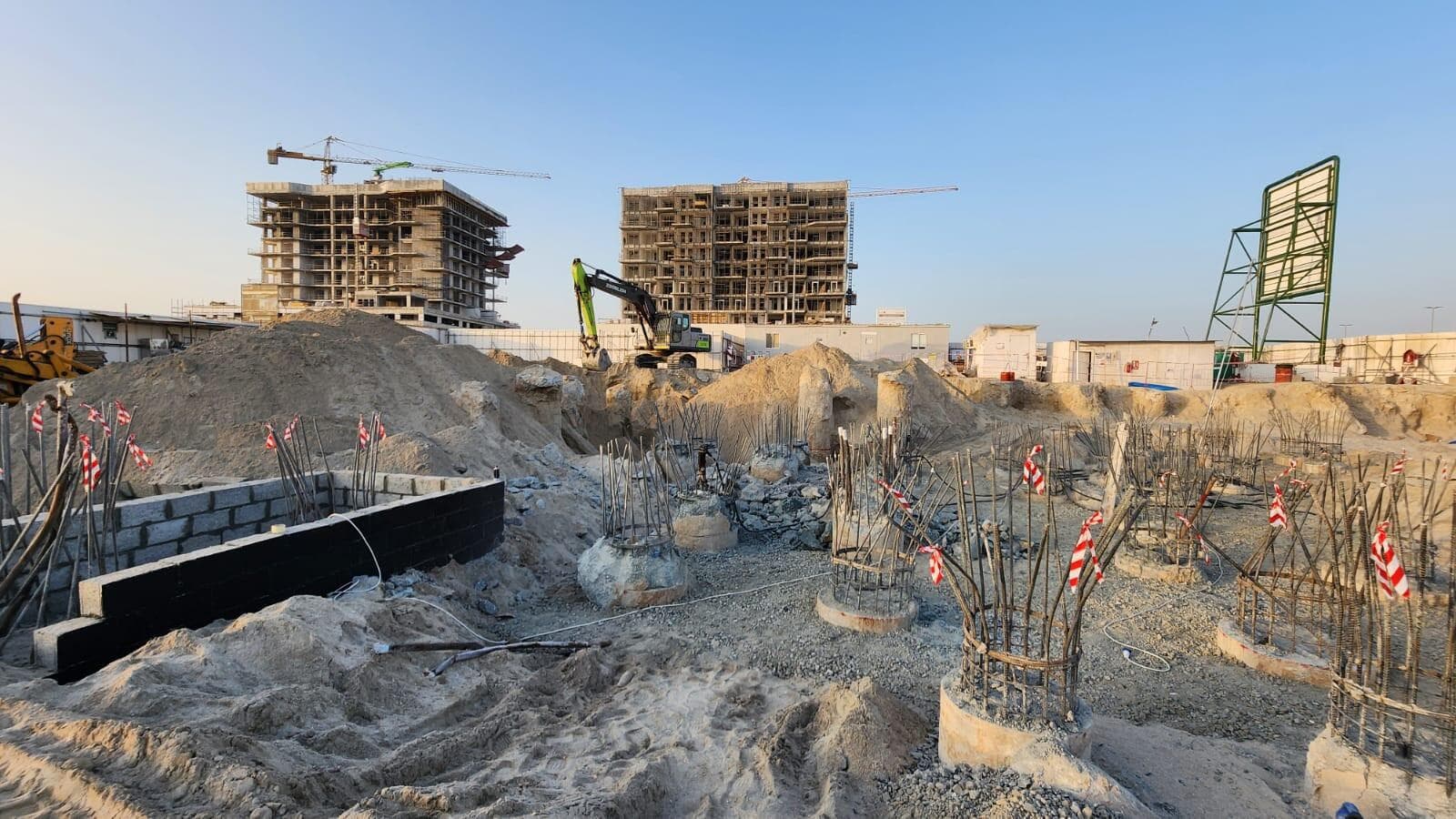 Luz Ora Residences - Construction
