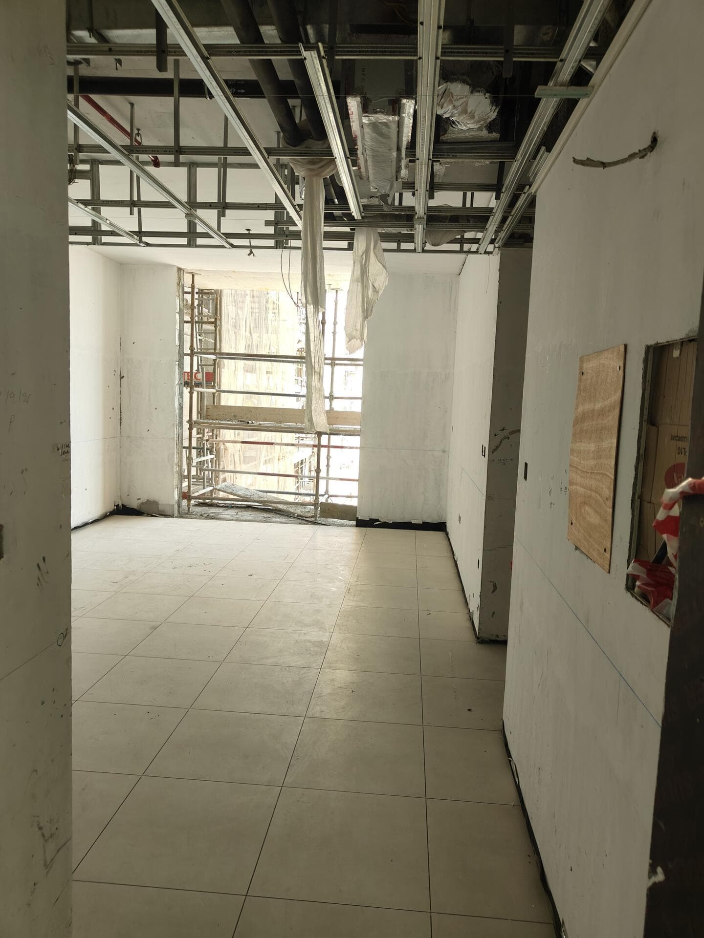Club Place - Construction