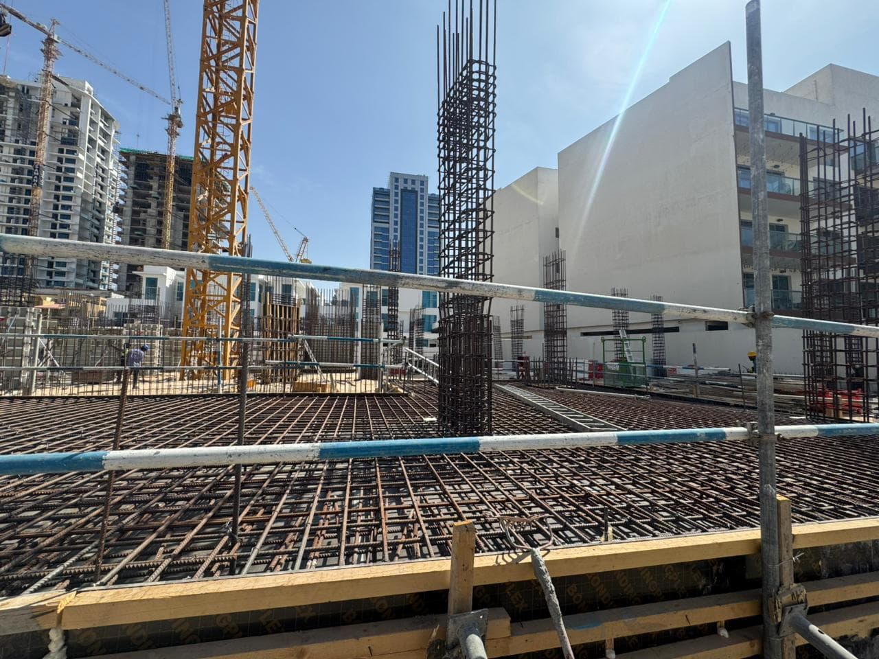 IR1DIAN PARK - Construction