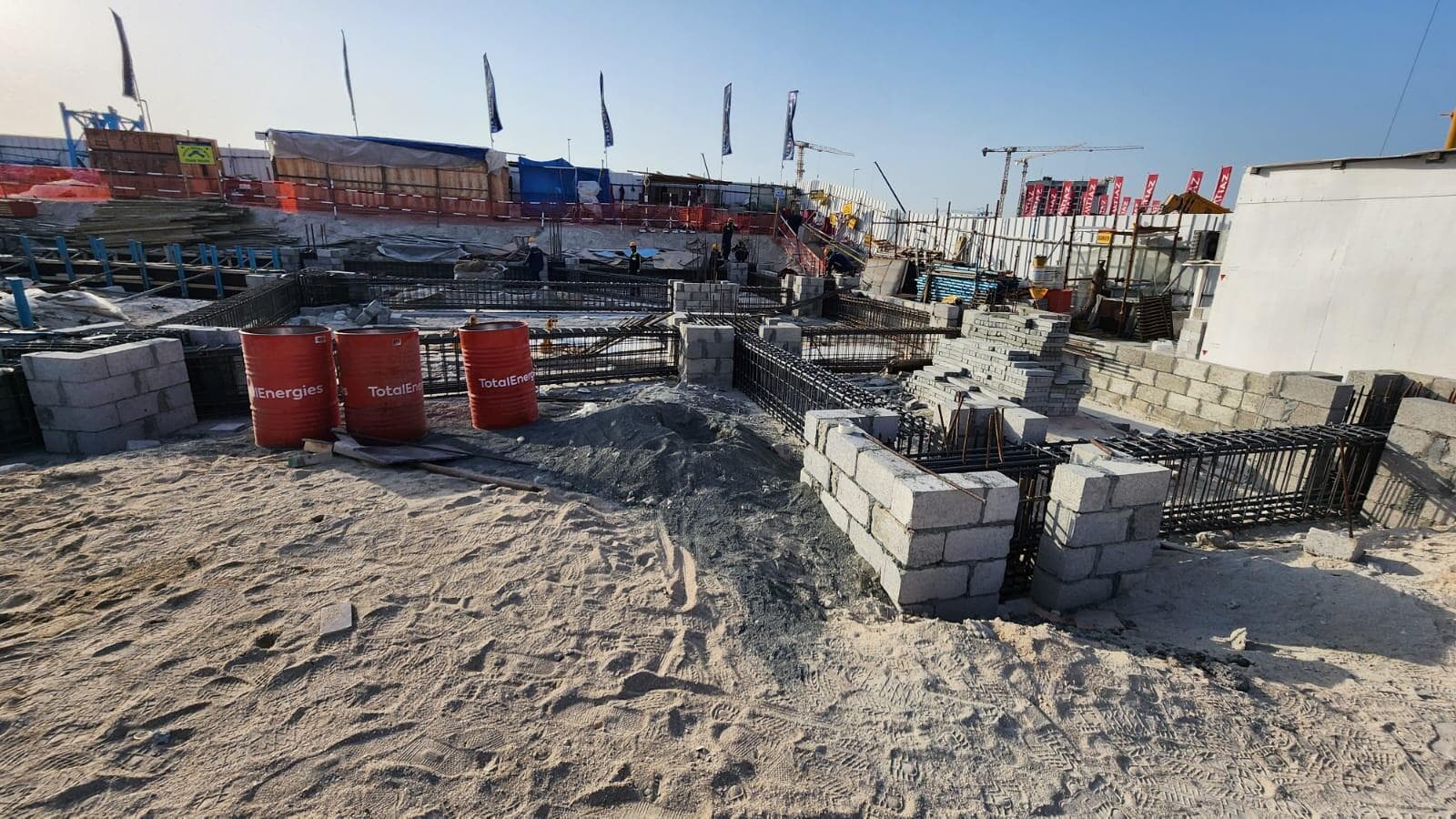Ocean Tower - Construction