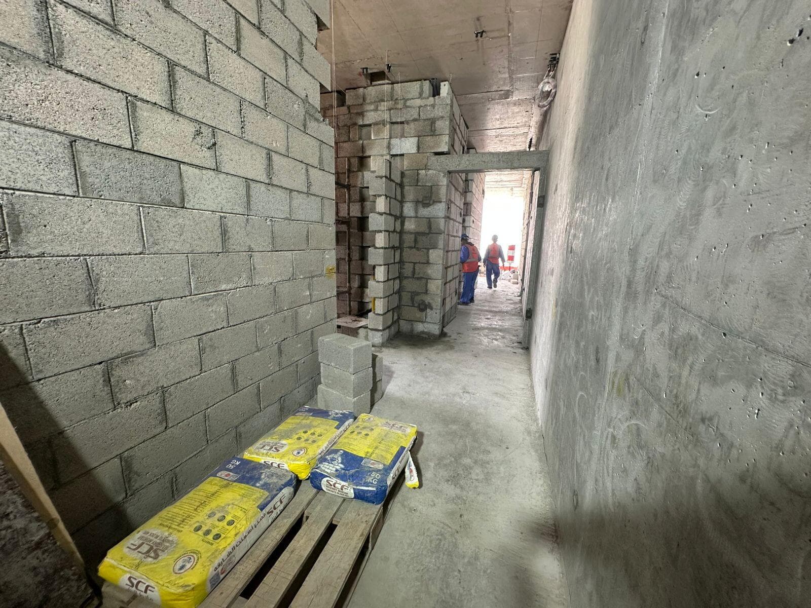 UH - Construction