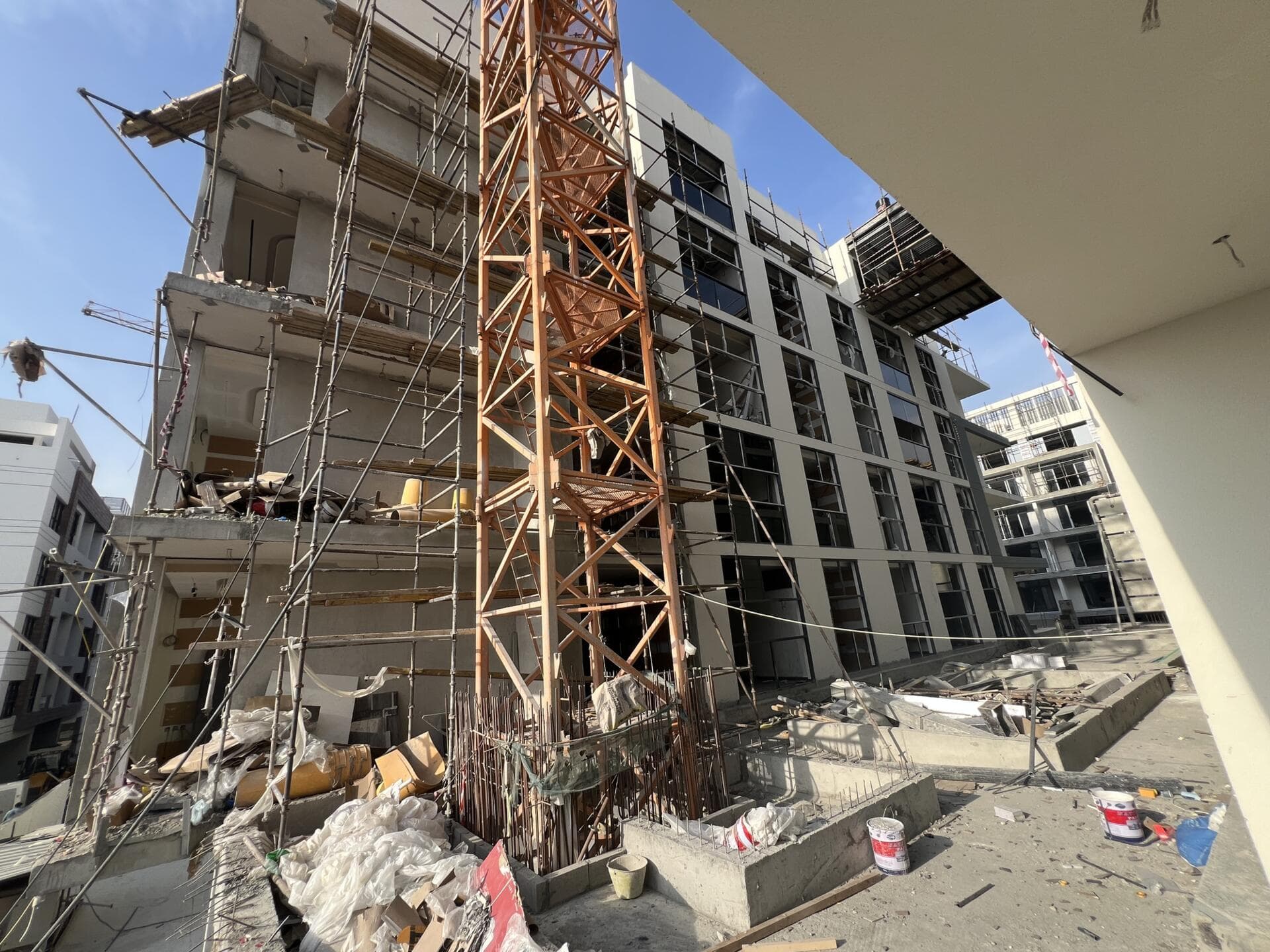 High Best - Construction