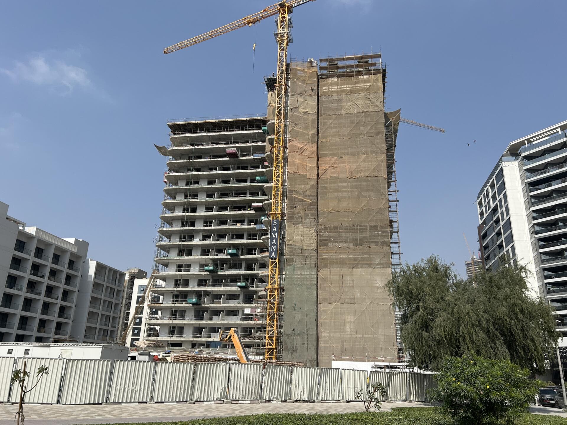 Samana Skyros - Construction