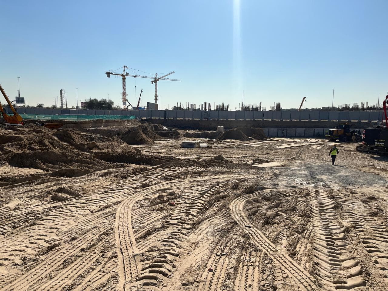 Project Maybach - Construction