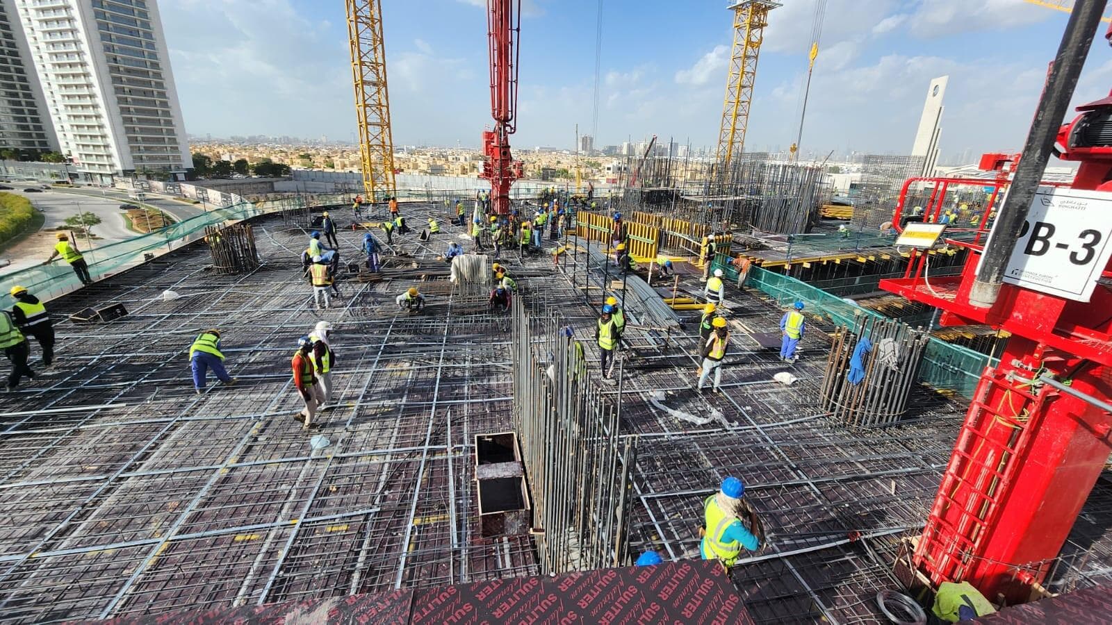 Binghatti Hillviews - Construction