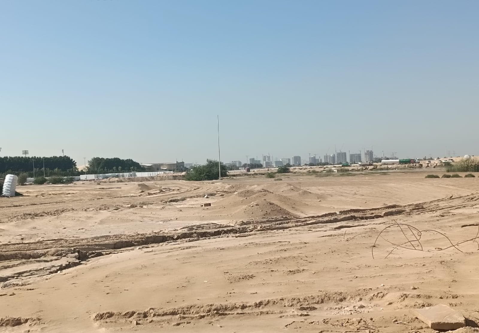Nad Al Sheba Gardens Phase 9 - Construction