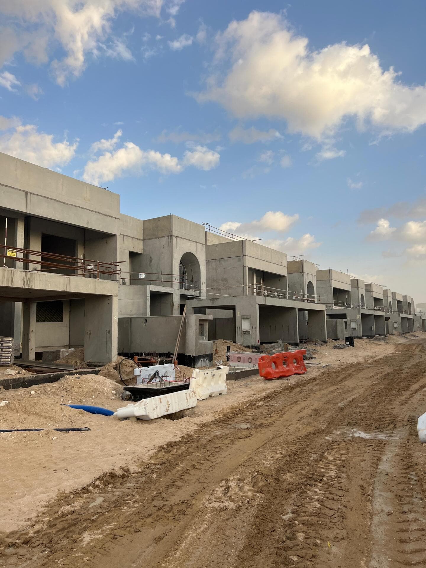 Alana The Valley - Construction