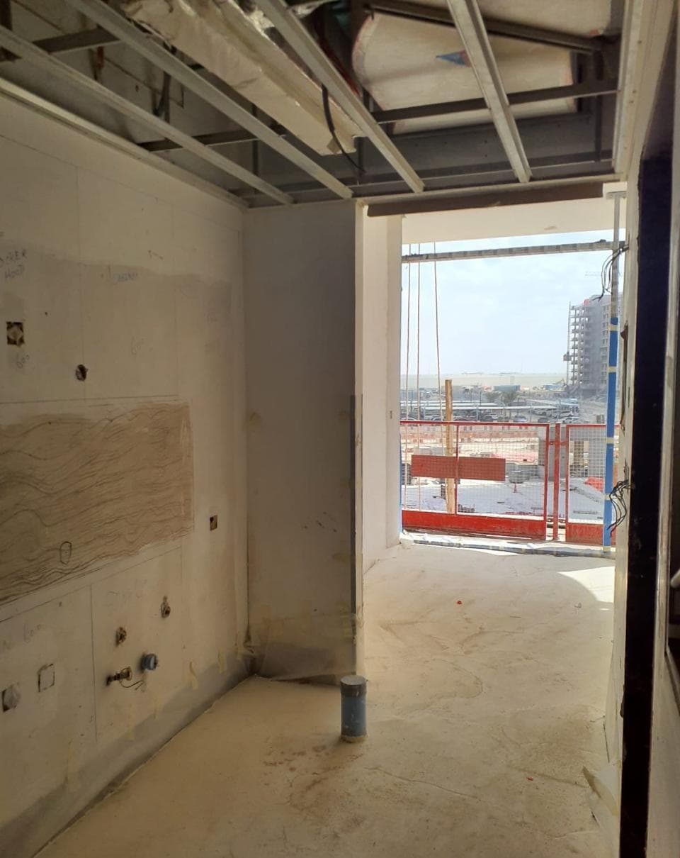 Azizi Venice (1-11) - Construction