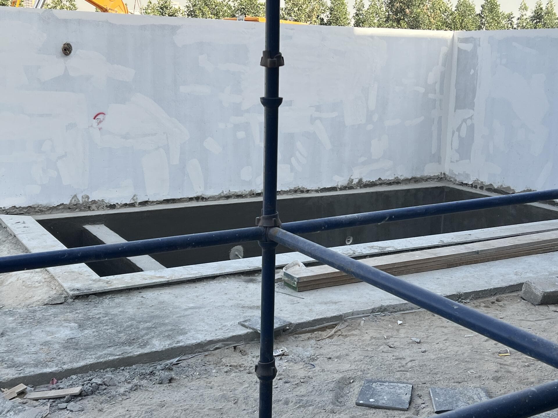 Paradise Hills - Construction