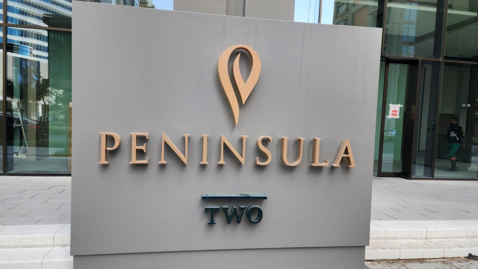 Peninsula Two - Construction