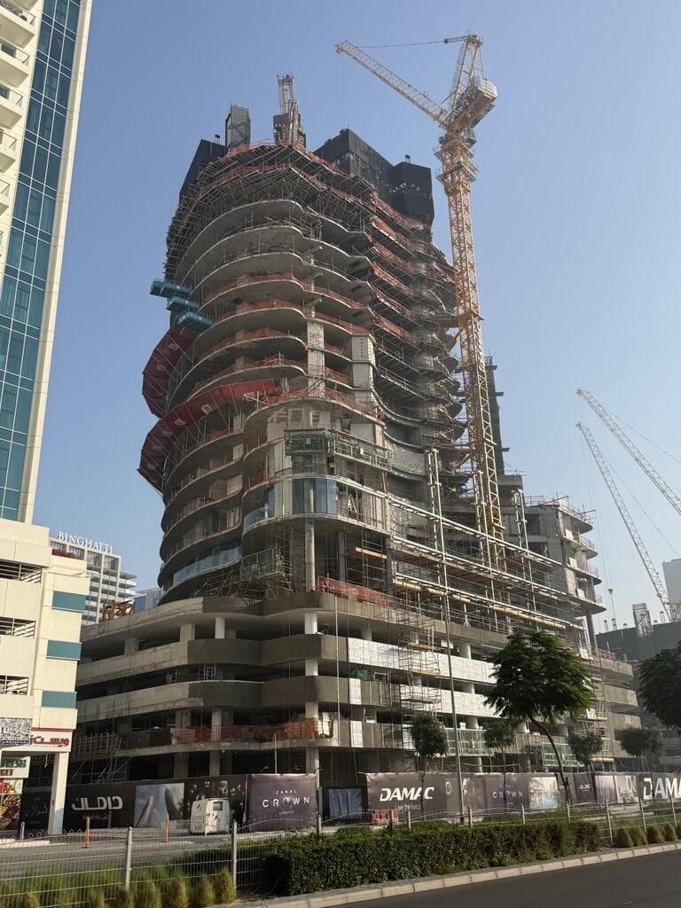 Canal Crown - Construction