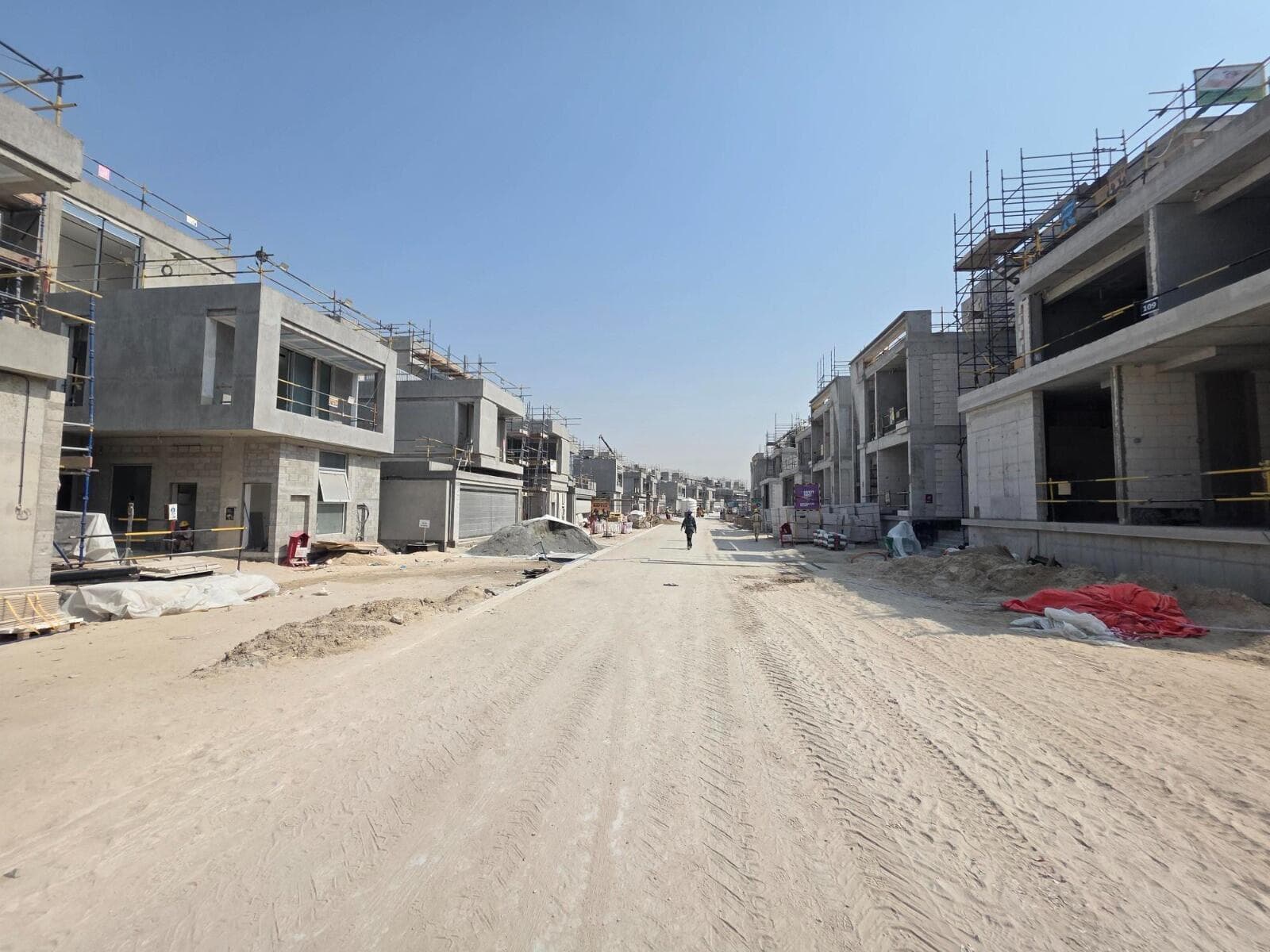 The Mansions - Sobha Hartland II - Construction
