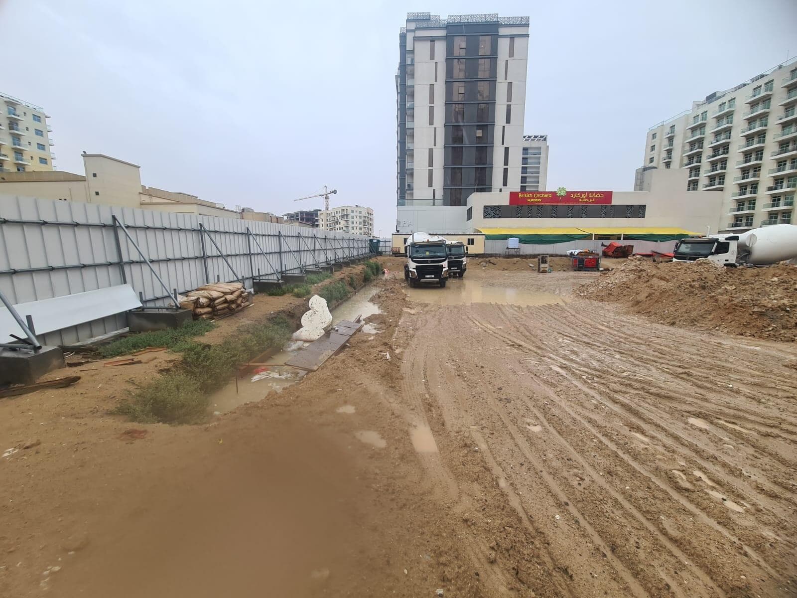Empire Lakeviews - Construction